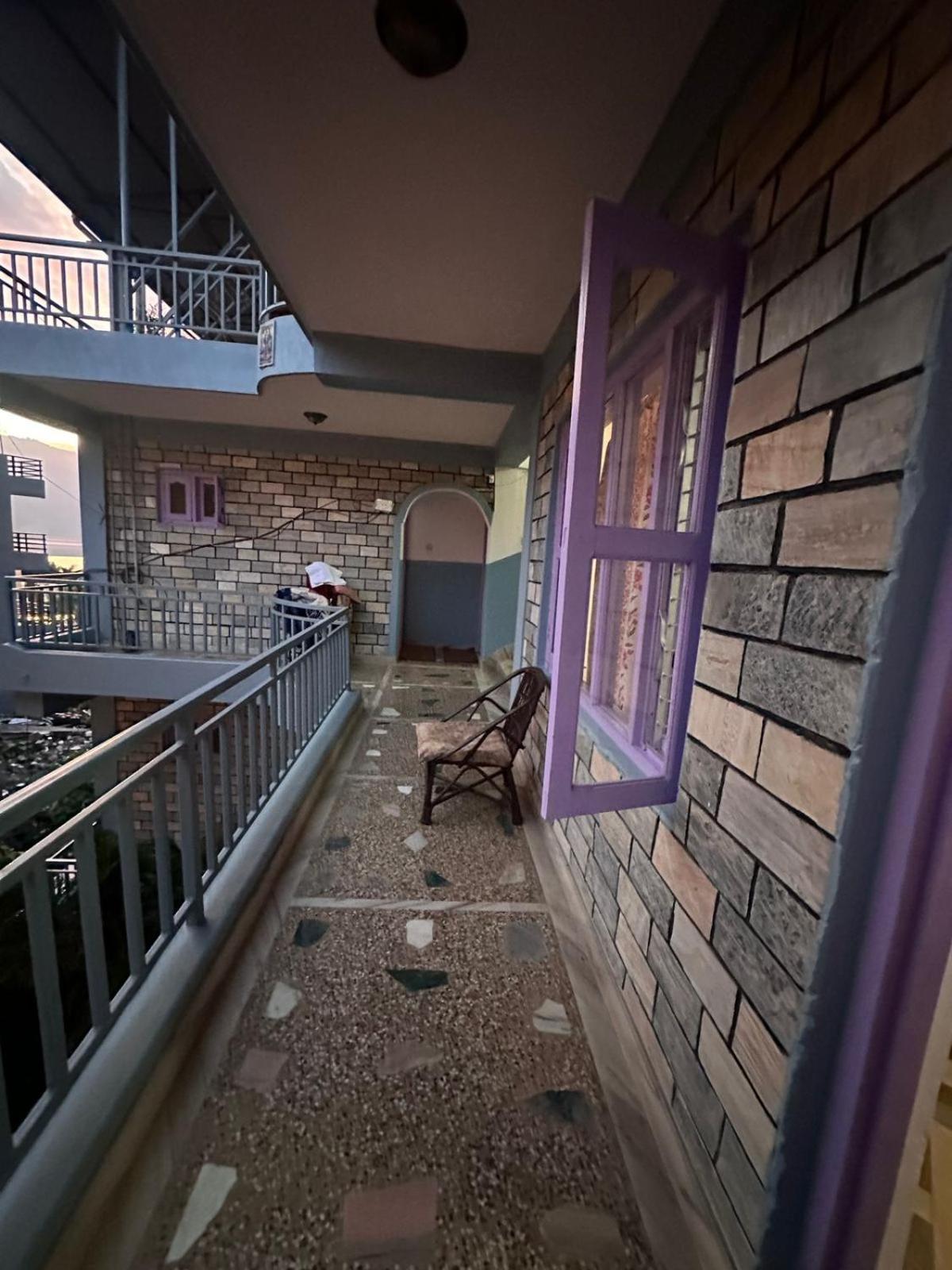Hotel Harmony Pokhara Zewnętrze zdjęcie