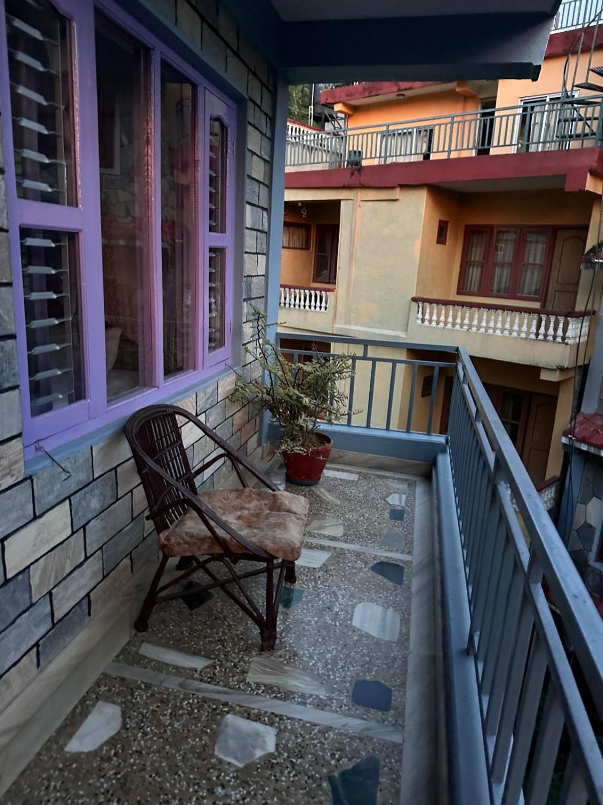 Hotel Harmony Pokhara Zewnętrze zdjęcie